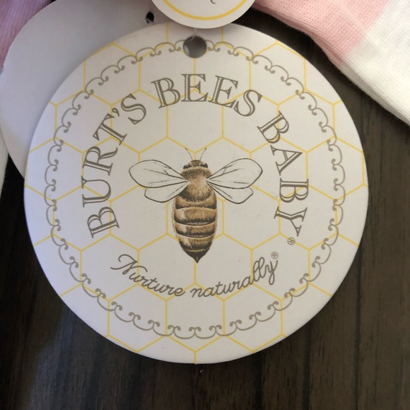 New Burt’s Bees NB newborn 2pc outfit. Organic cotton. - Picture 3 of 3